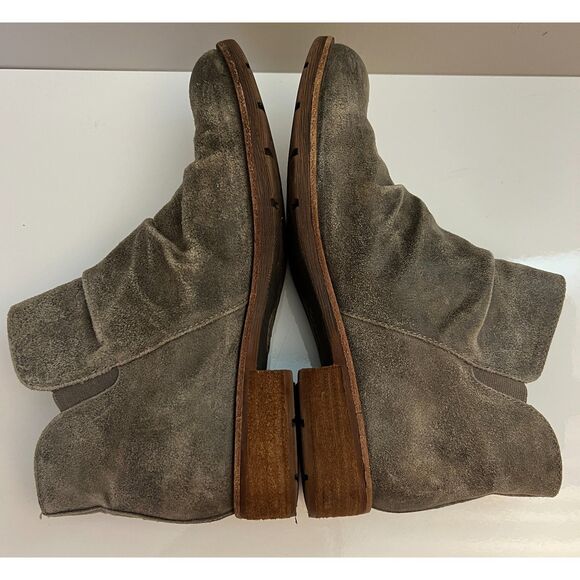 Söfft Aqua Beckie leather ankle boot. Size 9(W) - Picture 6 of 9